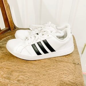 Adidas women’s superstar shoe